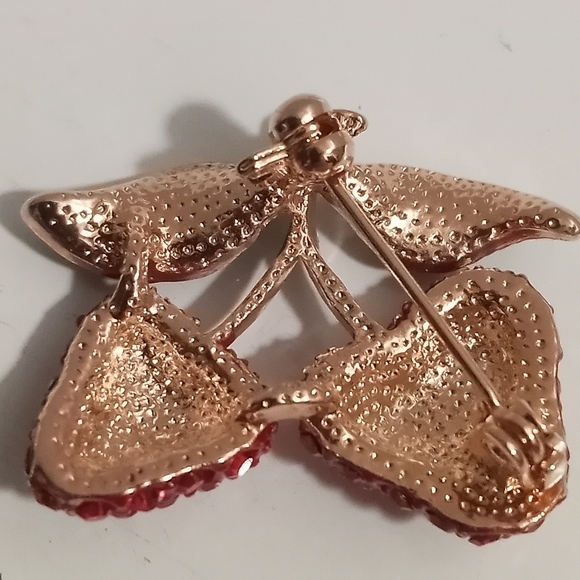 Vtg mcm Strawberries brooch - Picture 4 of 4